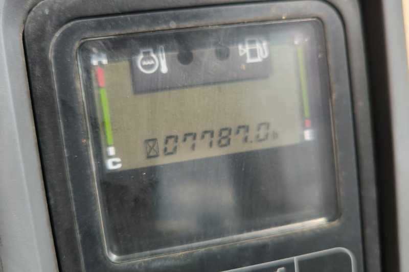 OmecoHub - Immagine KOMATSU PC138US-2E1